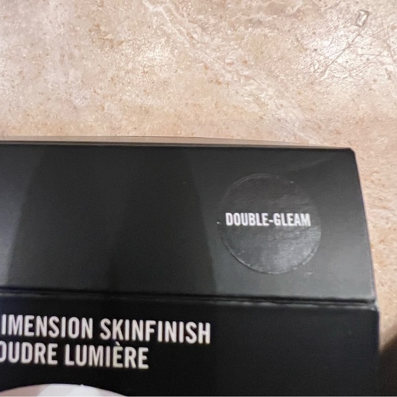 Mac Highlighter - Double Gleam - Picture 8 of 8
